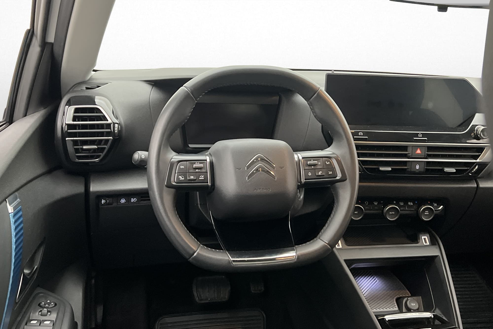 Citroën e-C4 136hk 50 kWh Feel CarPlay Sensorer Lane Assist