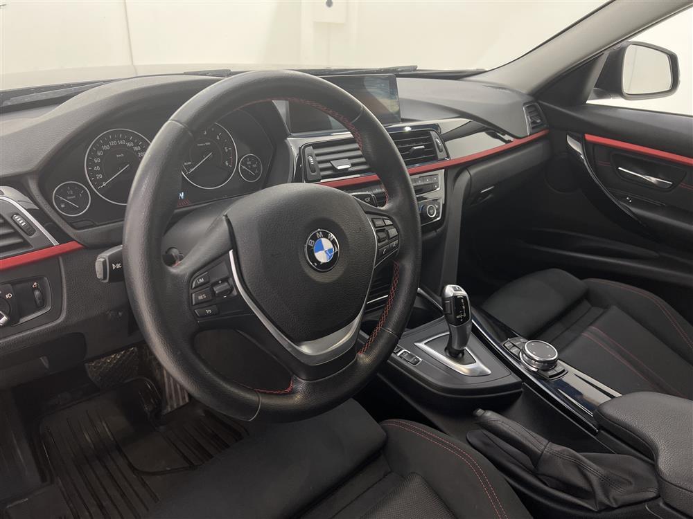 BMW 320d xDrive 190hk Sport line Navi PDC LED 0,42L/milinteriör