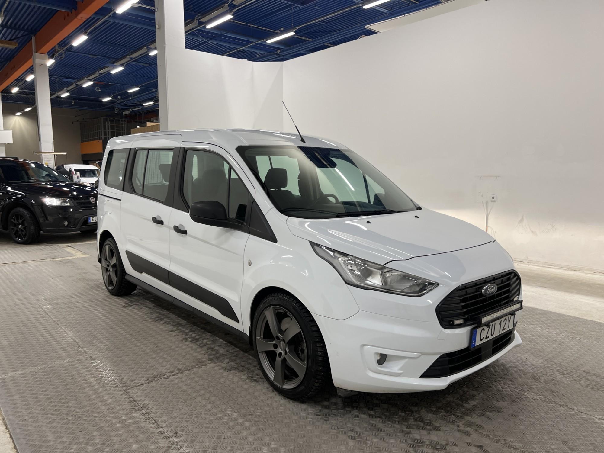 Ford Grand Tourneo Connect 100hk Värmare Drag 5-Sits MOMS