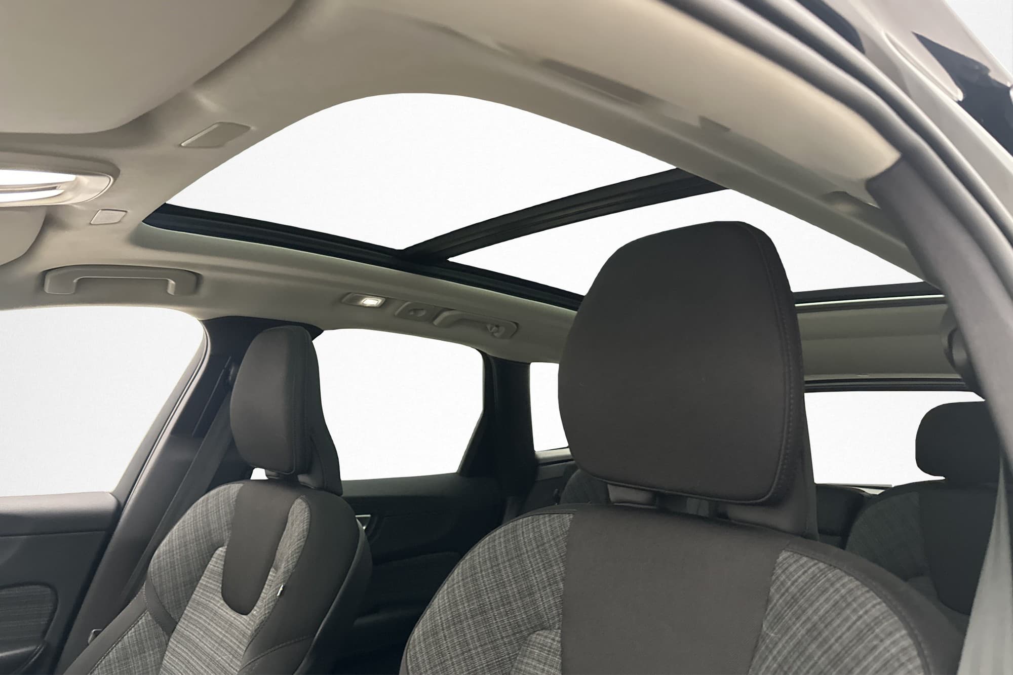 Volvo XC60 T6 350hk AWD Core Värm Pano Kamera CarPlay Drag