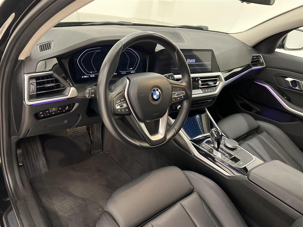 BMW 320d 190hk xDrive Sport line Skinn Cockpit Navi Draginteriör