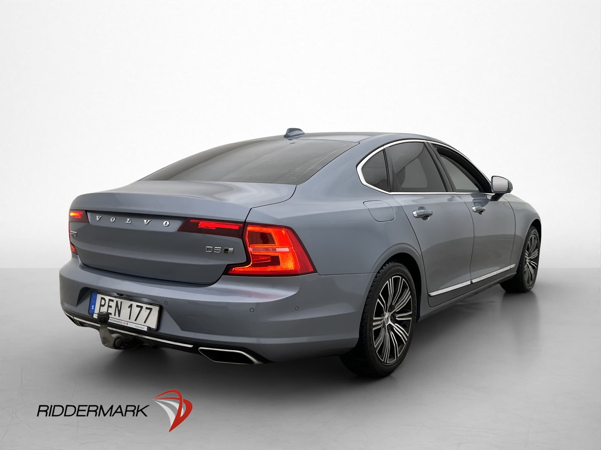 Volvo S90 D5 AWD Inscription VOC Rattvärme Skinn Navi Drag