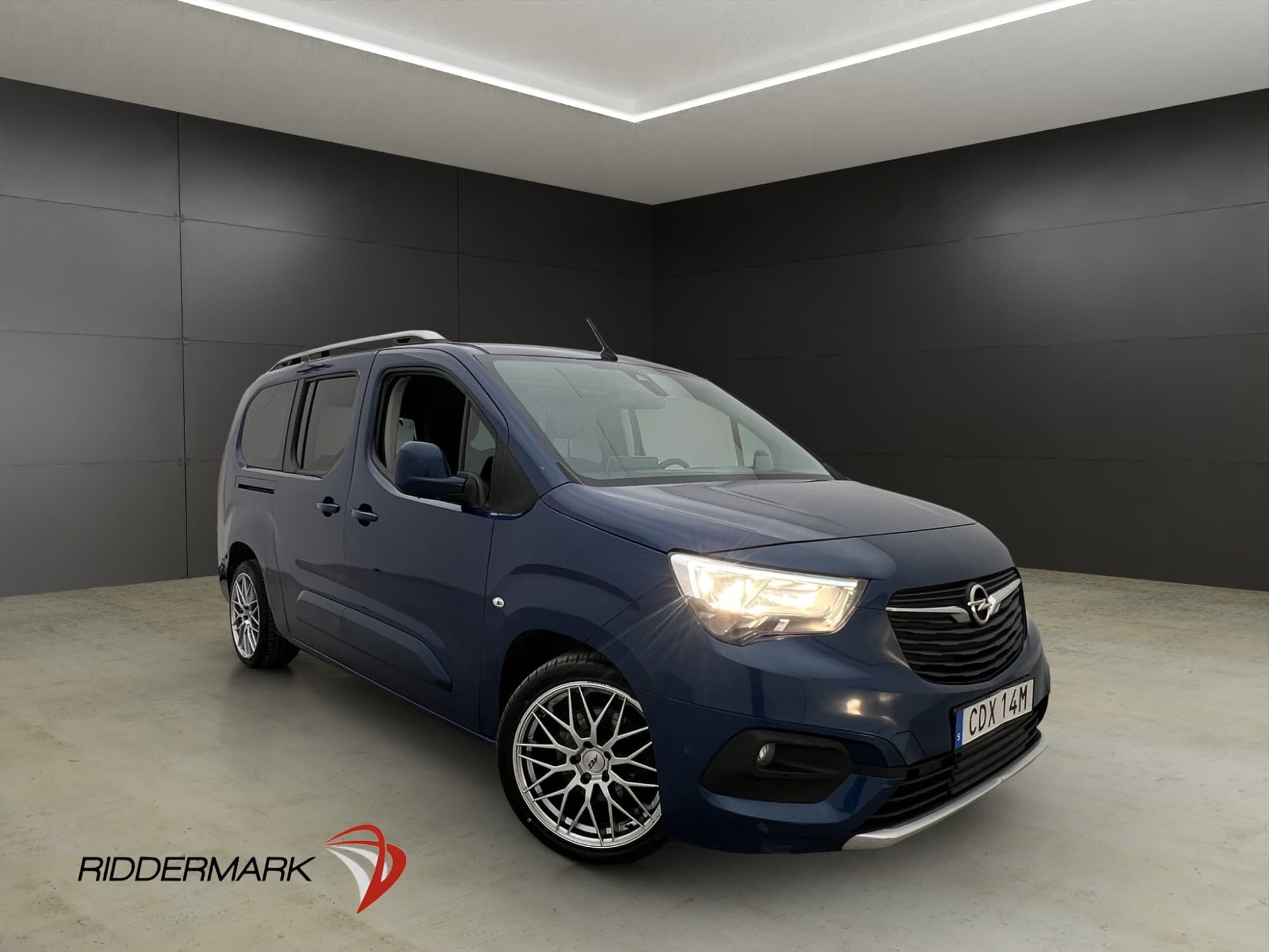 Opel Combo Life Lång Ny-Kamrem Värm Drag B-Kam CARPLAY Moms