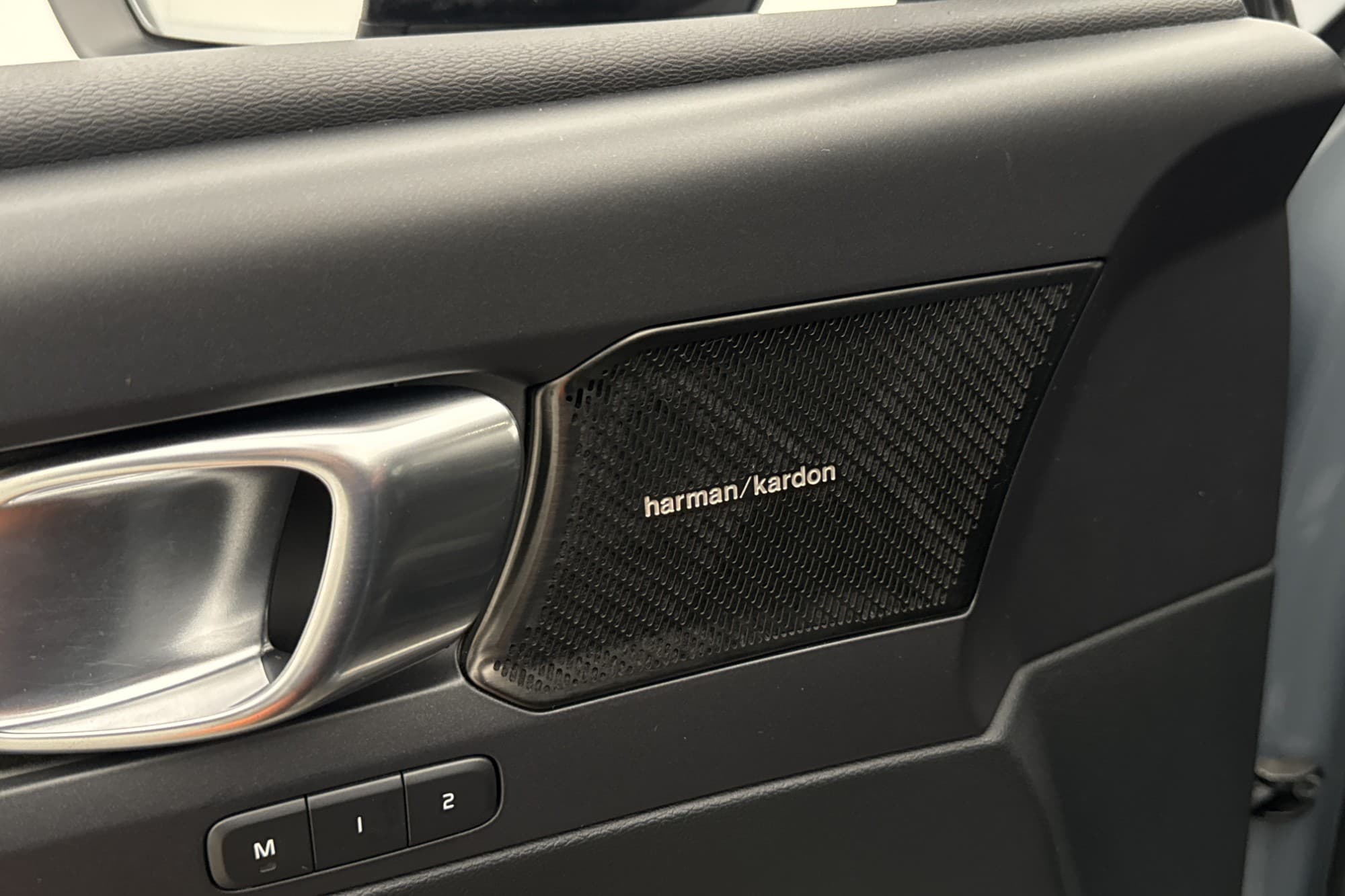 Volvo XC40 T4 AWD R-Design Värmare VOC H/K Kamera CarPlay