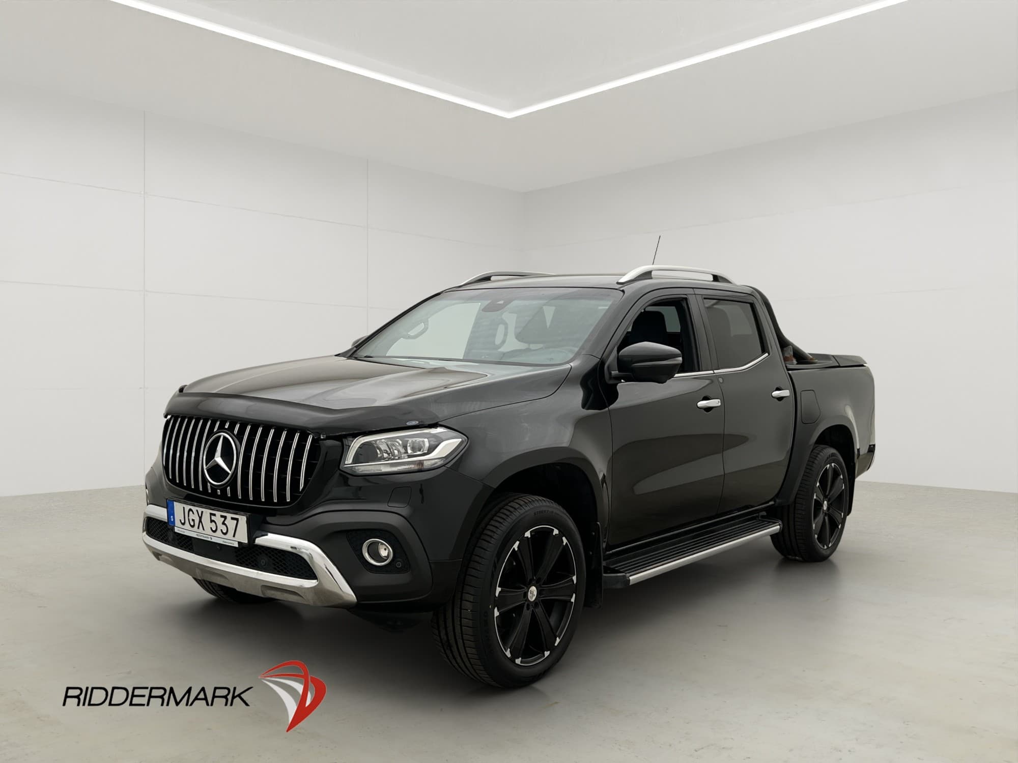 Mercedes-Benz X 250