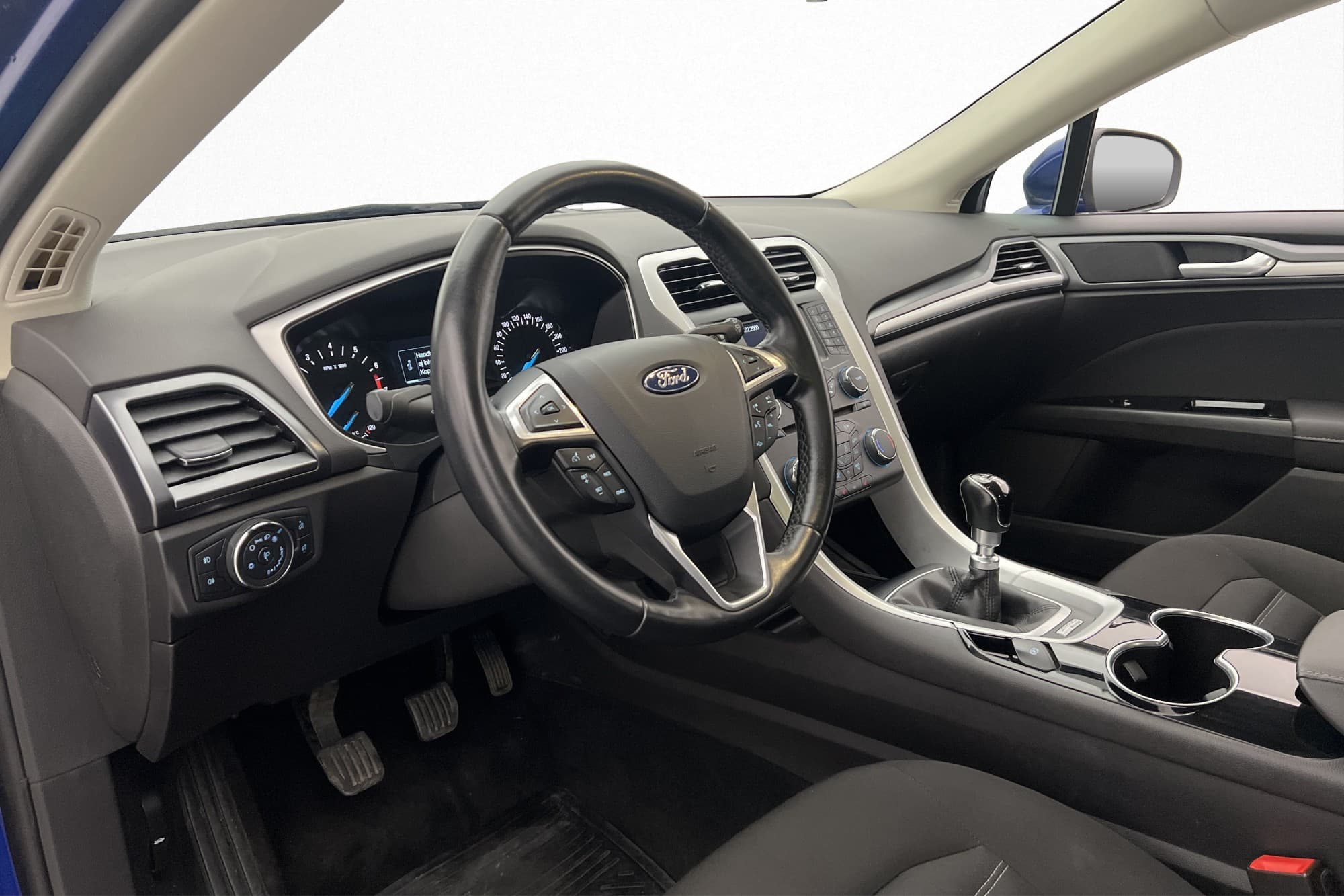 Ford Mondeo 1.5 EcoBoost 160hk Trend Farthållare Bluetooth