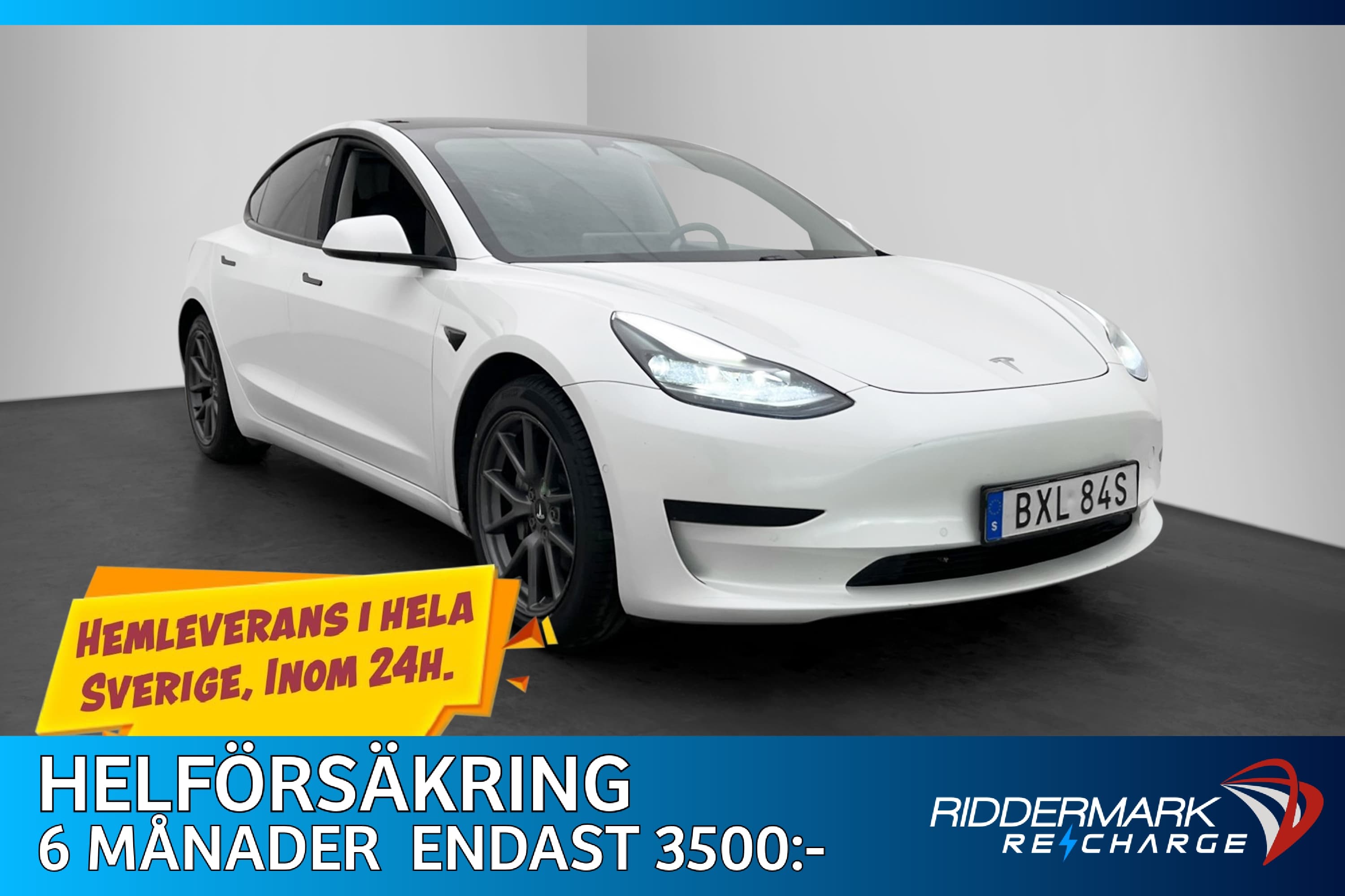 Tesla Model 3 Standard Range Plus Autopilot Panorama MOMS