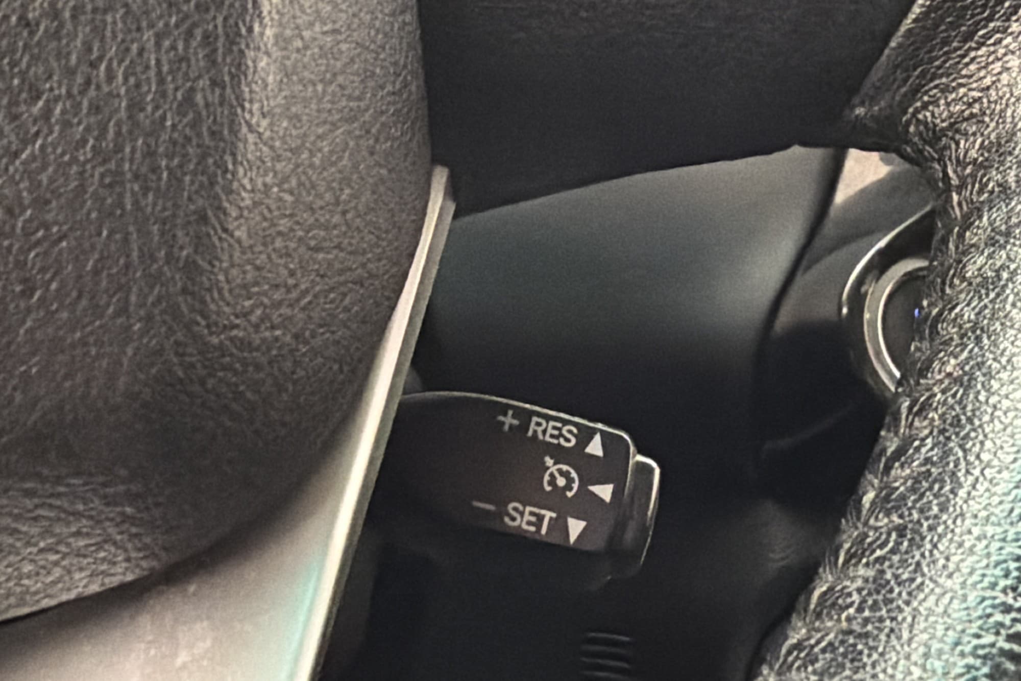 Toyota Hilux 2.4 150hk AWD B-Kamera Dragkrok Farthållare