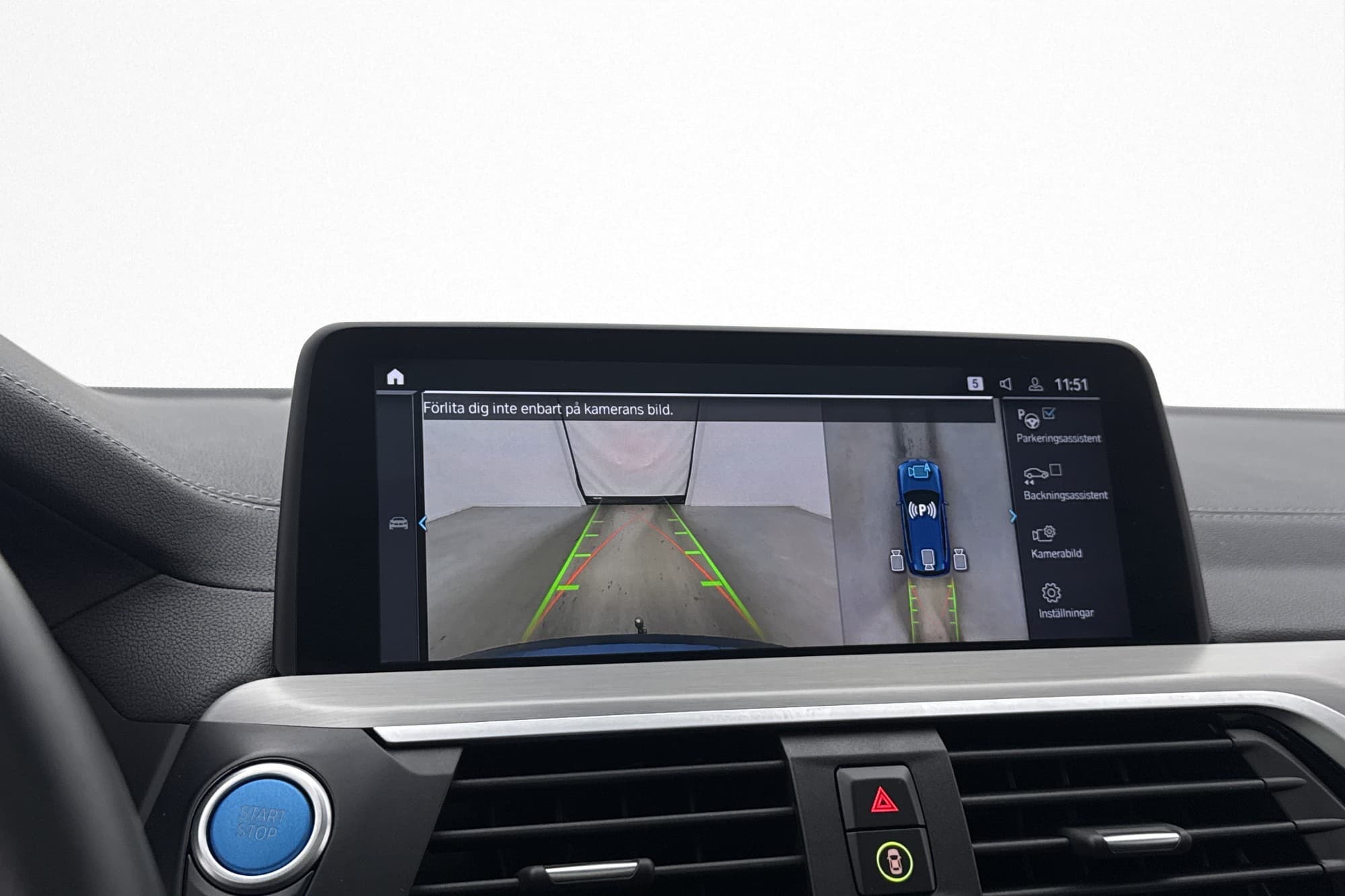 BMW iX3 286hk Impressive Pano H/K Drag 360° Skinn Navi HUD