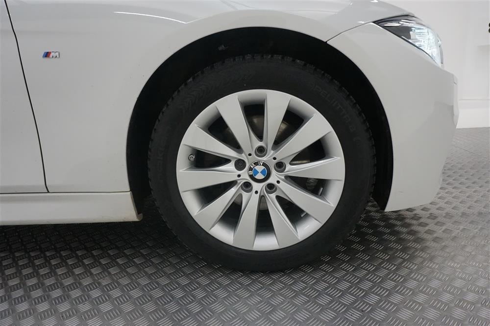 BMW 320d xDrive 190hk M Sport Navi Drag LED HiFi 0.49l/milinteriör