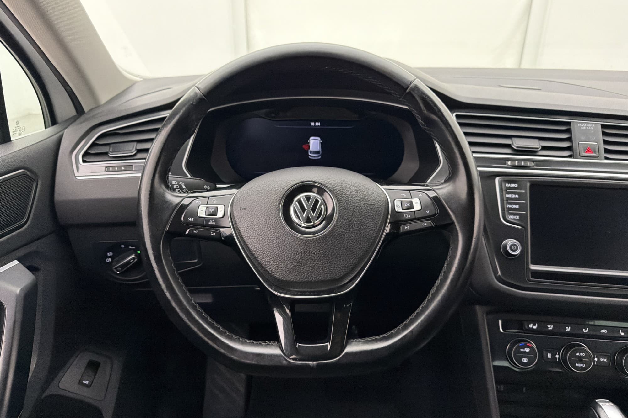 Volkswagen Tiguan TDI 4M 190hk Cockpit D-Värmare Kamera Drag