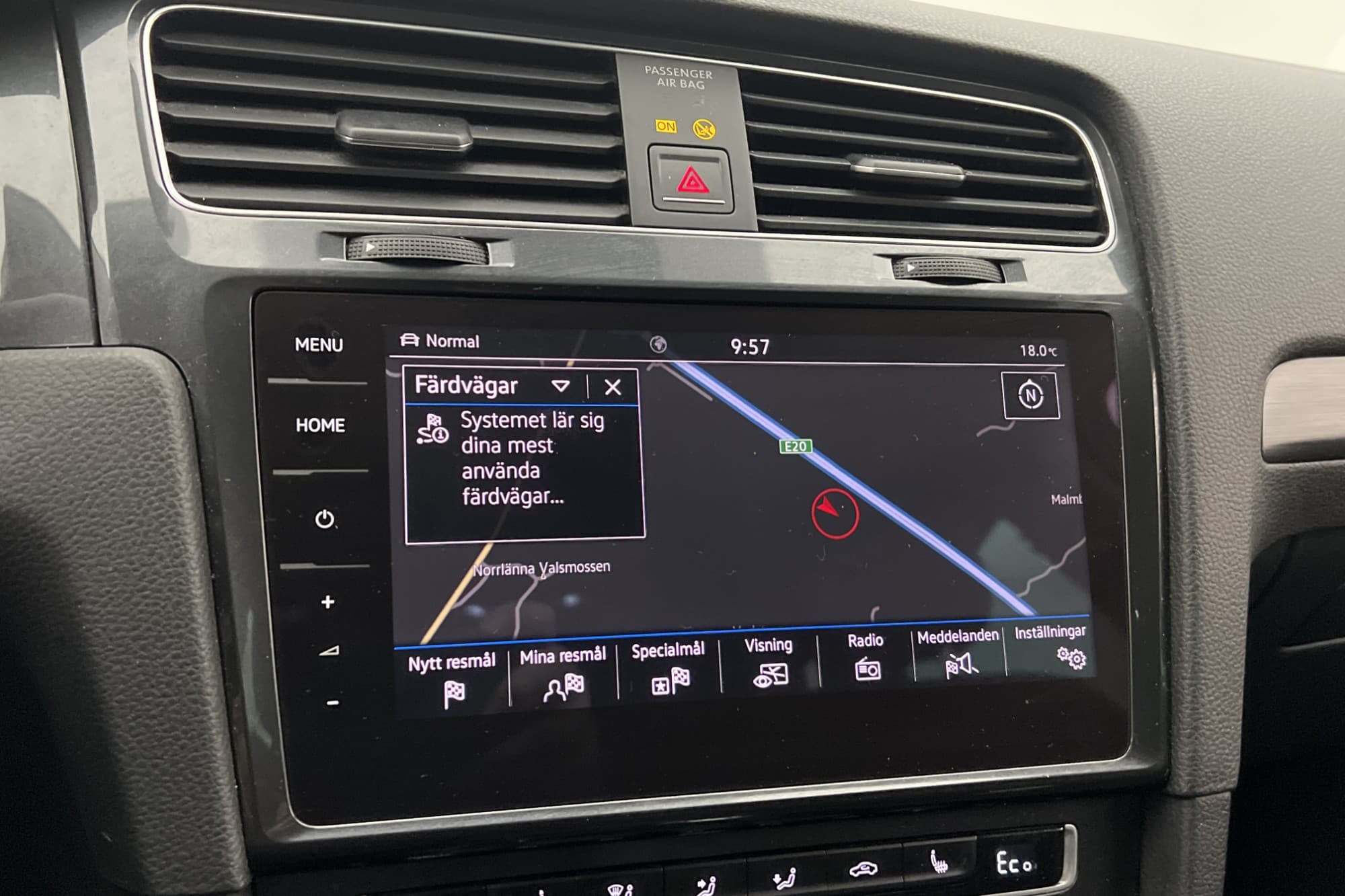 Volkswagen E-Golf 136hk Cockpit Navi Keyless Adapt-fart LED