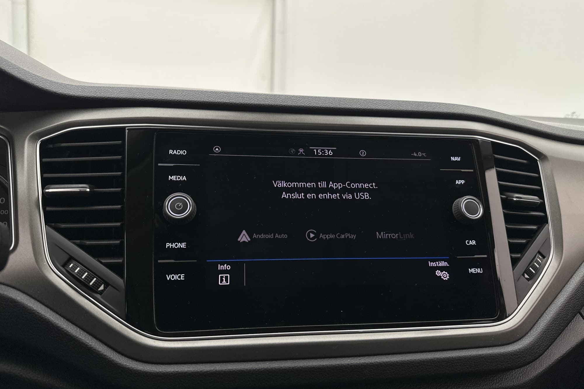 Volkswagen T-Roc 1.5 TSI Adapt-fart CarPlay P-Sensorer A/C