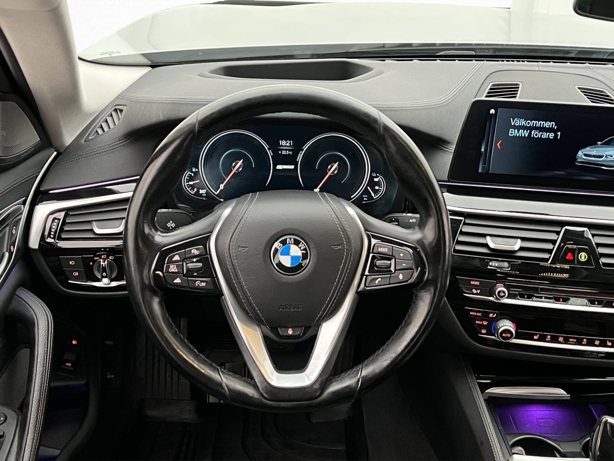 BMW 530 e iPerformance 252hk H/K HuD 360° Skinn Navi