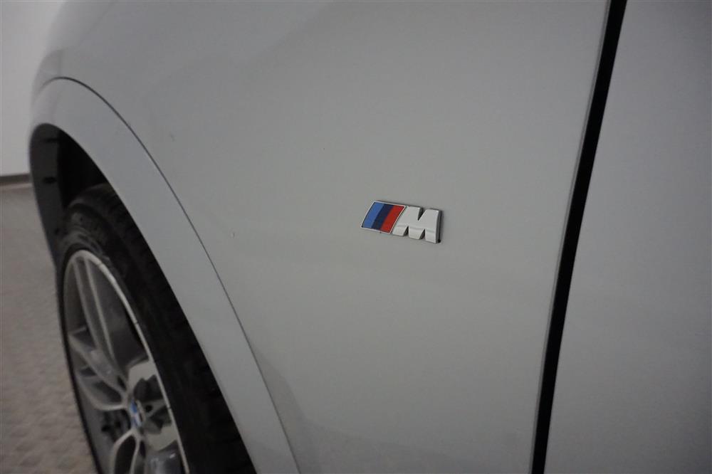 BMW X3 xDrive30d 258hk M-Sport Pano D-värm H&K 0,57l/milinteriör
