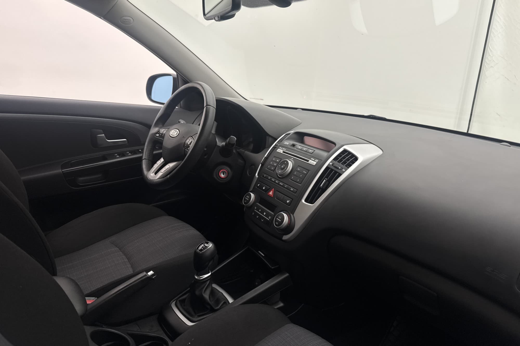 Kia Ceed 1.6 CRDi 128hk P Sensorer Farthållare Bluetooth