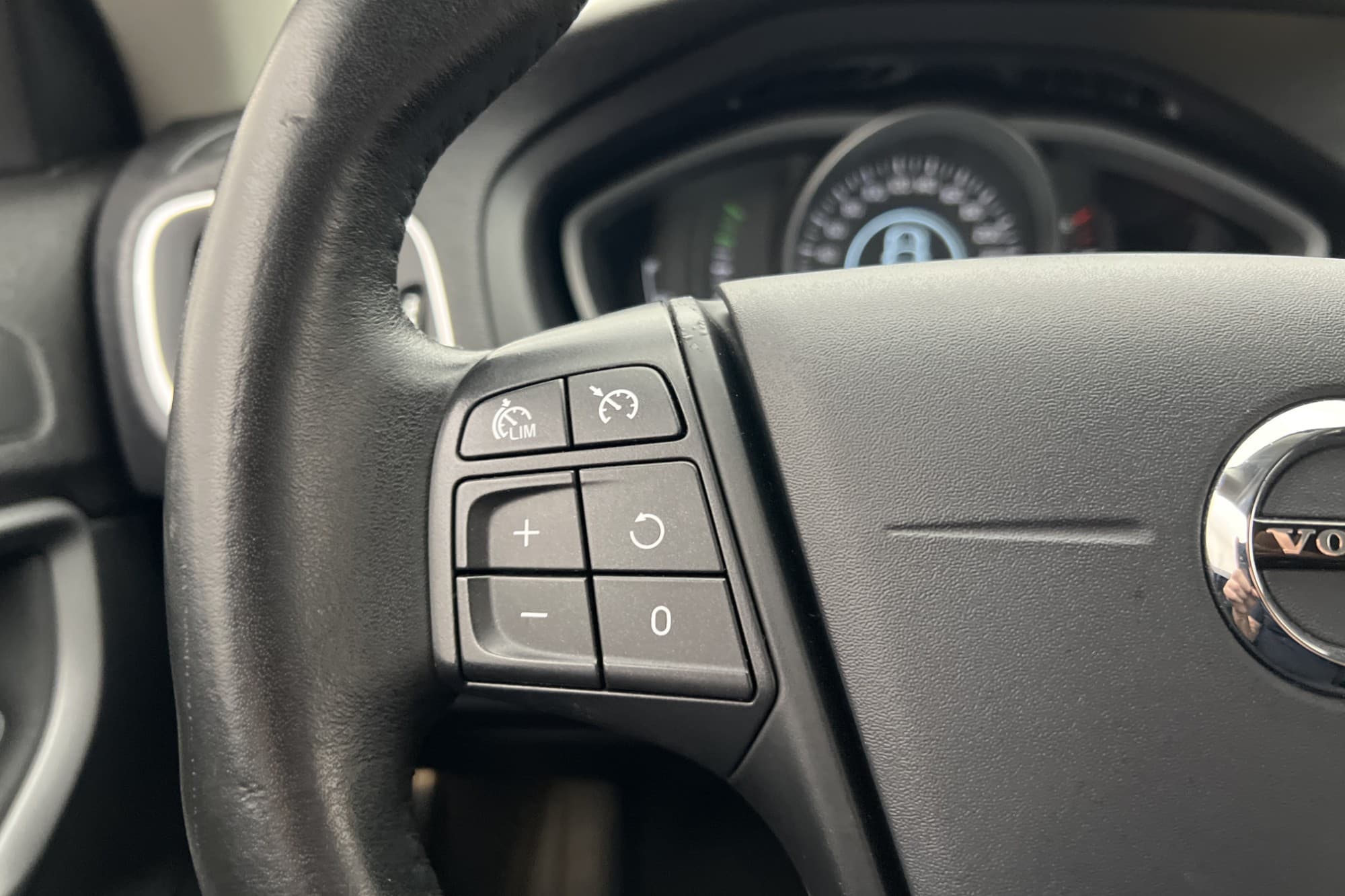 Volvo V40 D2 120hk VOC D-Värmare P-Sensorer 0.39l/Mil