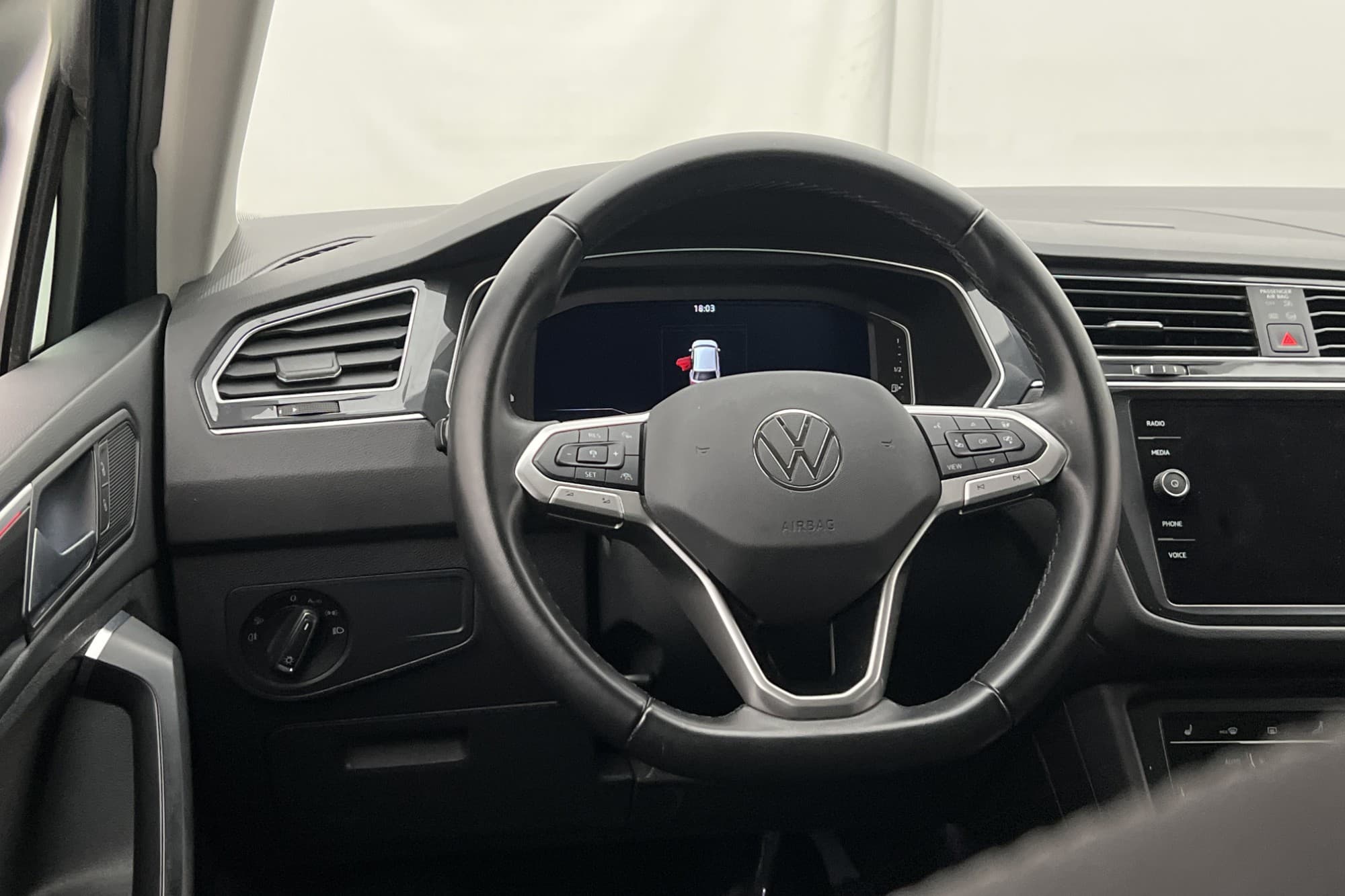 Volkswagen Tiguan eHybrid 245hk Elegance Cockpit 360° Drag