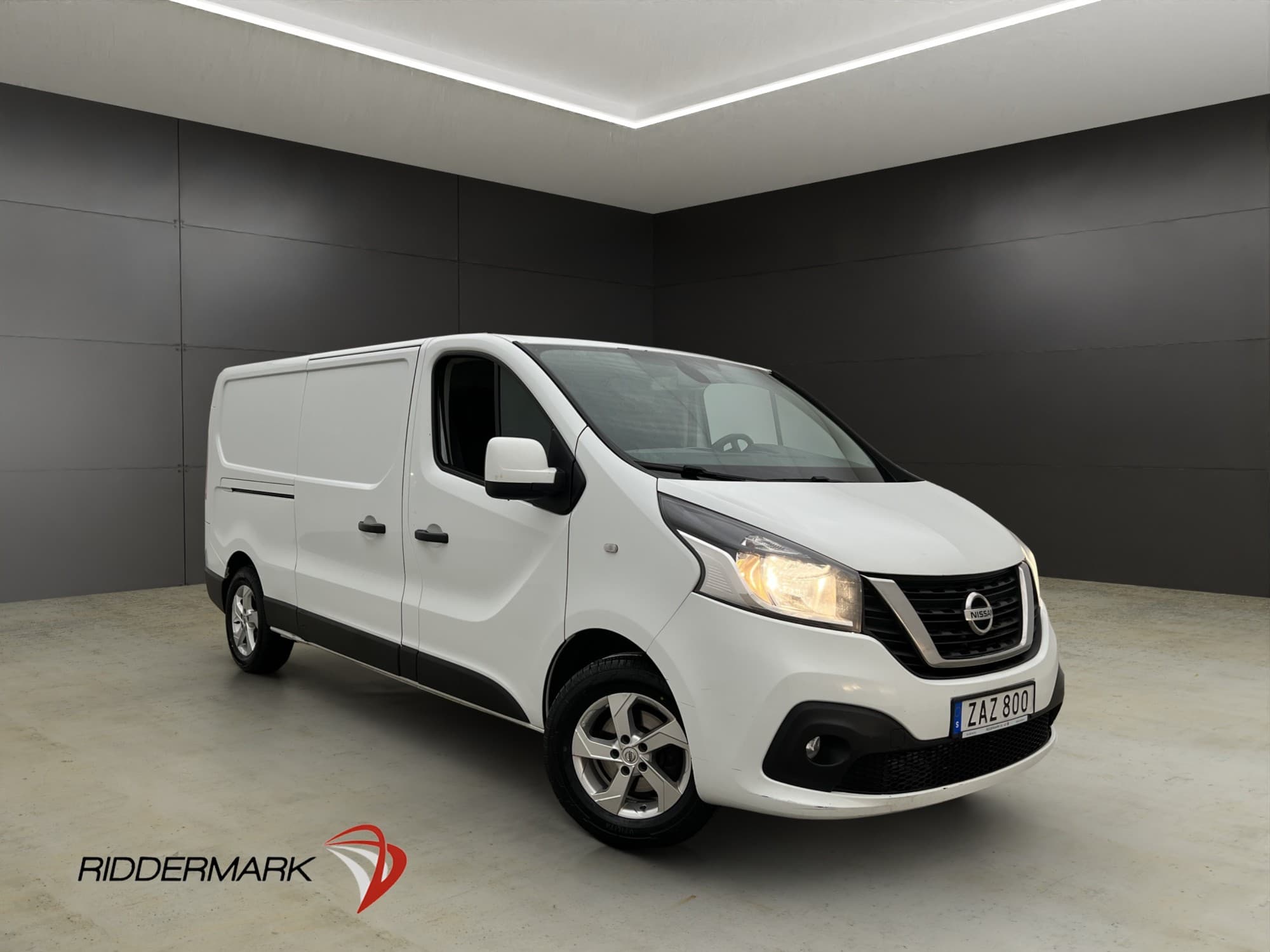 Nissan NV300
