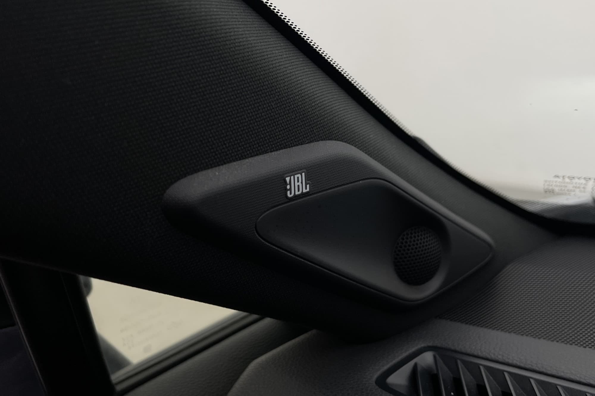 Toyota RAV4 Hybrid AWD-i E-CVT Style Värm Kamera JBL 360°