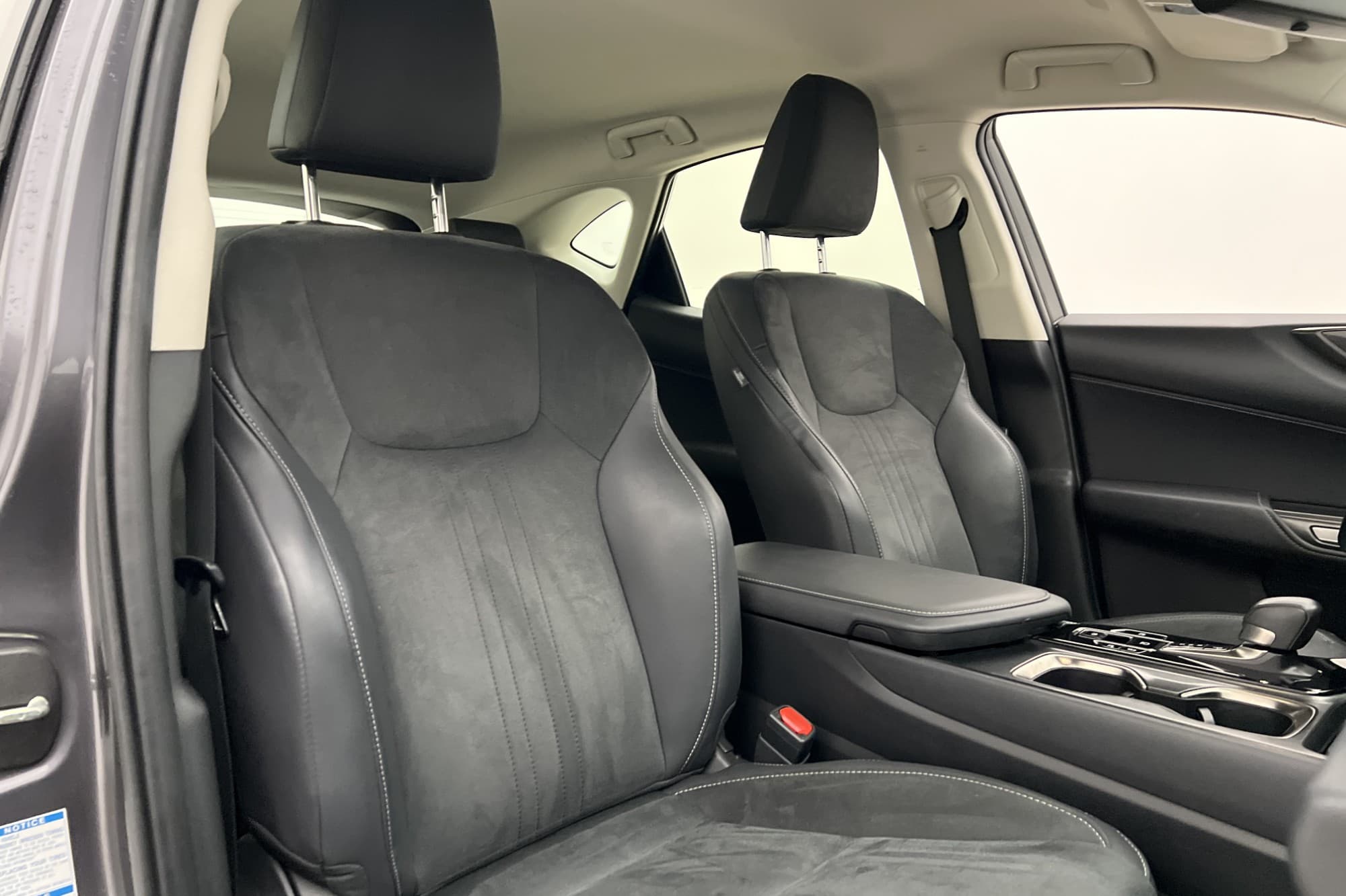 Lexus NX 350h AWD E-CVT 242hk Comfort Kamera CarPlay