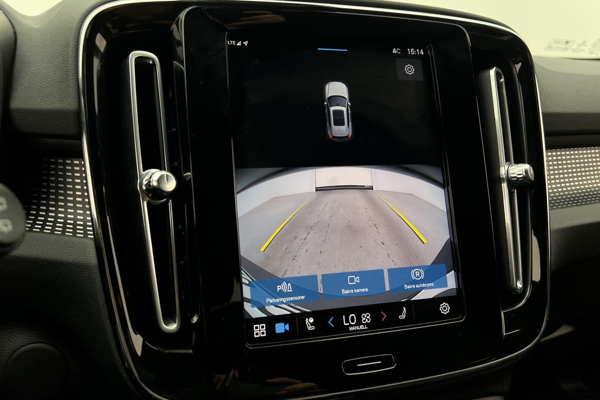 Volvo XC40 P6 Recharge Plus Värmare Kamera Keyless BLIS