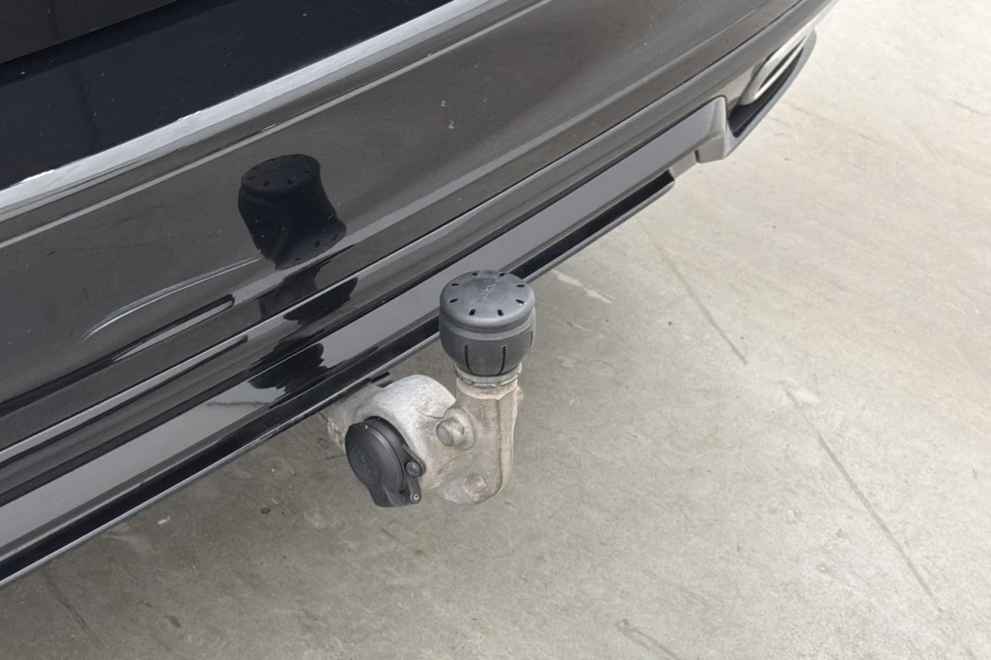 Volvo V60 D4 190hk AWD R-Design Värm Pano HUD H/K 360° Drag