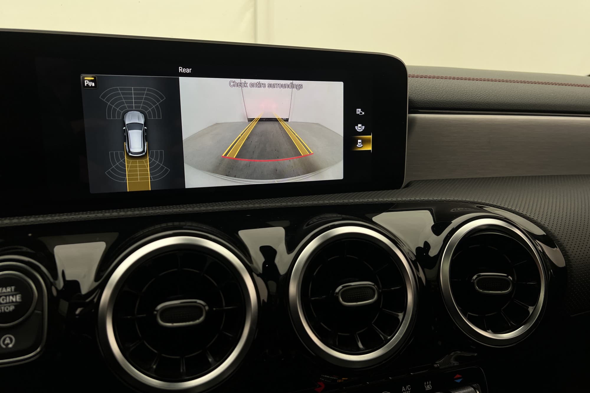 Mercedes-Benz CLA 200 AMG Värmare Pano Wide Kamera CarPlay