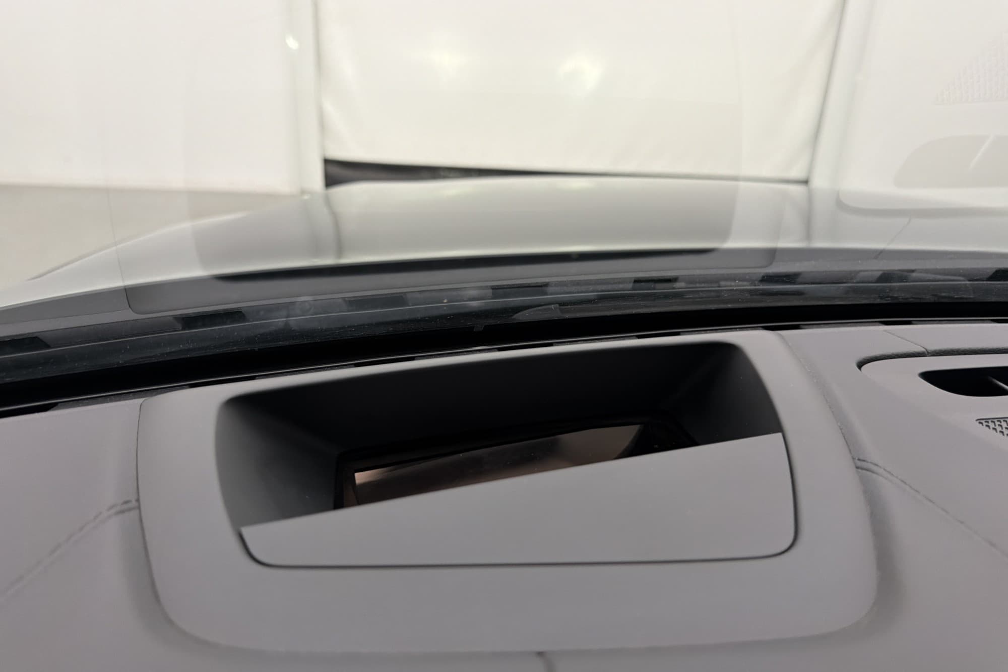 Volvo V60 D4 190hk AWD R-Design Värm Pano HUD H/K 360° Drag