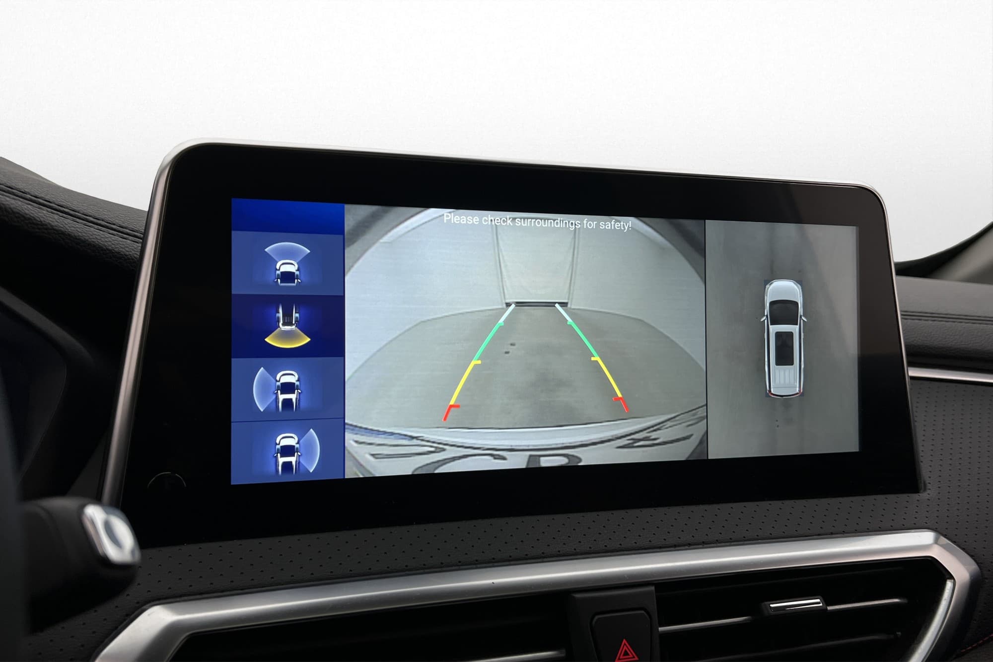 Maxus Euniq 5 70 kWh 177hk 7-Sits Pano Cockpit 360° Skinn