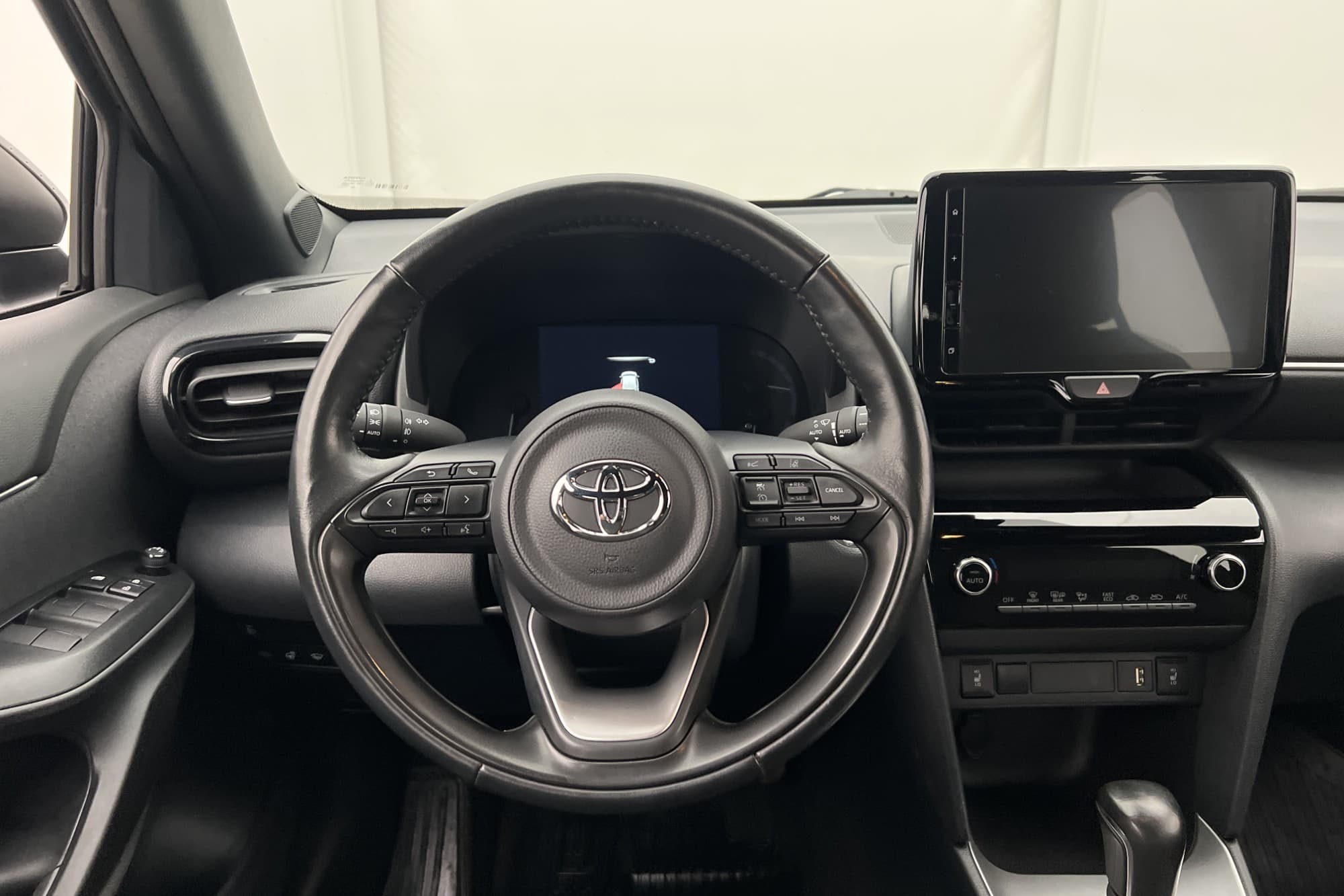 Toyota Yaris Cross Hybrid 116hk Active Plus Kamera Navi