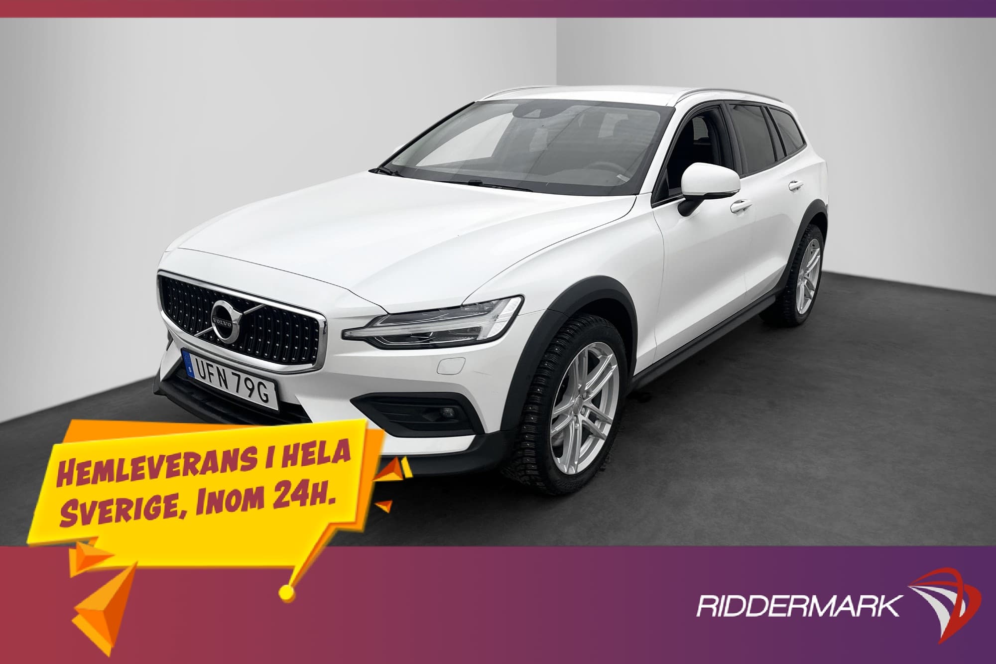 Volvo V60 Cross Country B4 AWD Advanced VOC Värmare Drag GPS