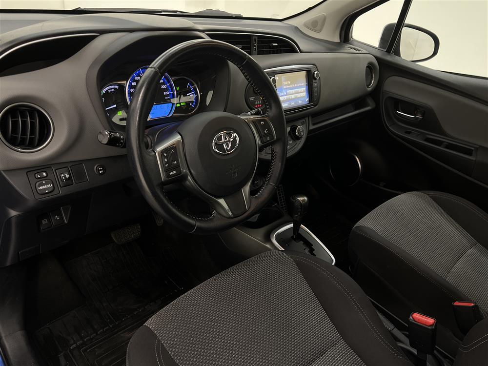 Toyota Yaris 1.5 Hybrid 101hk M-Värm Navi B-Kam  0,33L/mil