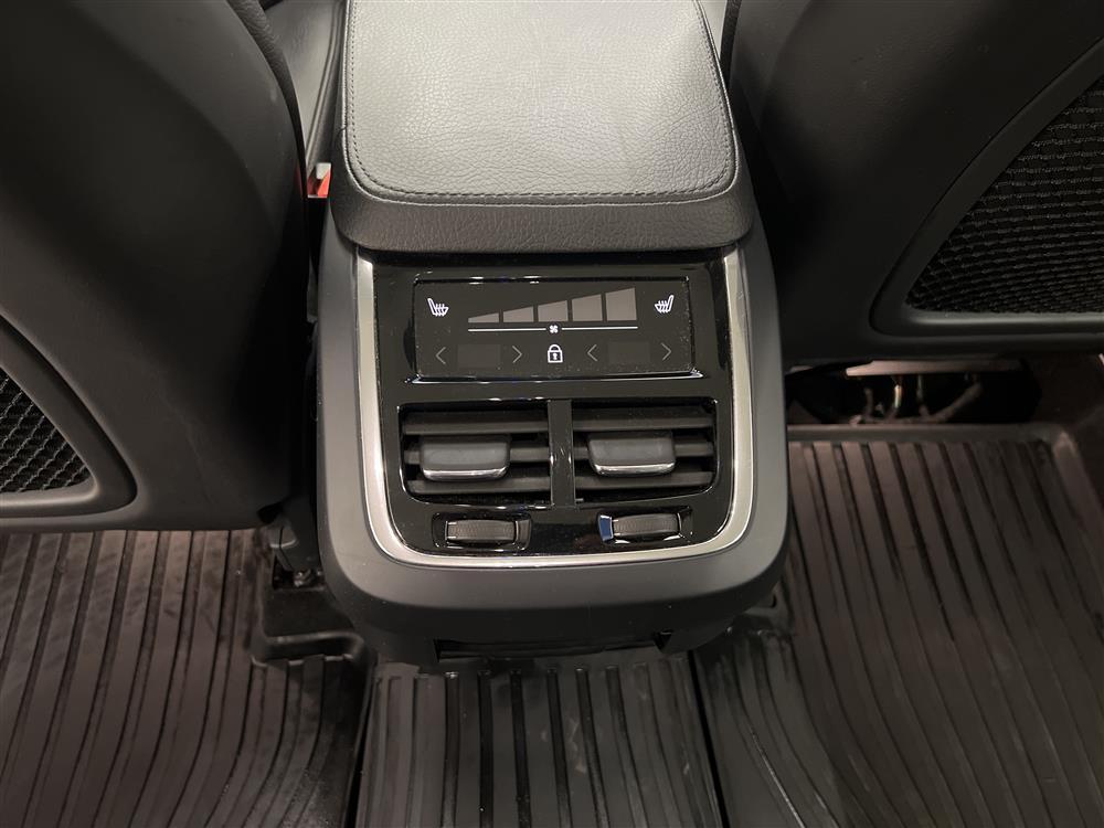 Volvo XC90 T5 AWD 250hk Inscription GPS Drag B-kamera 7-sitsinteriör