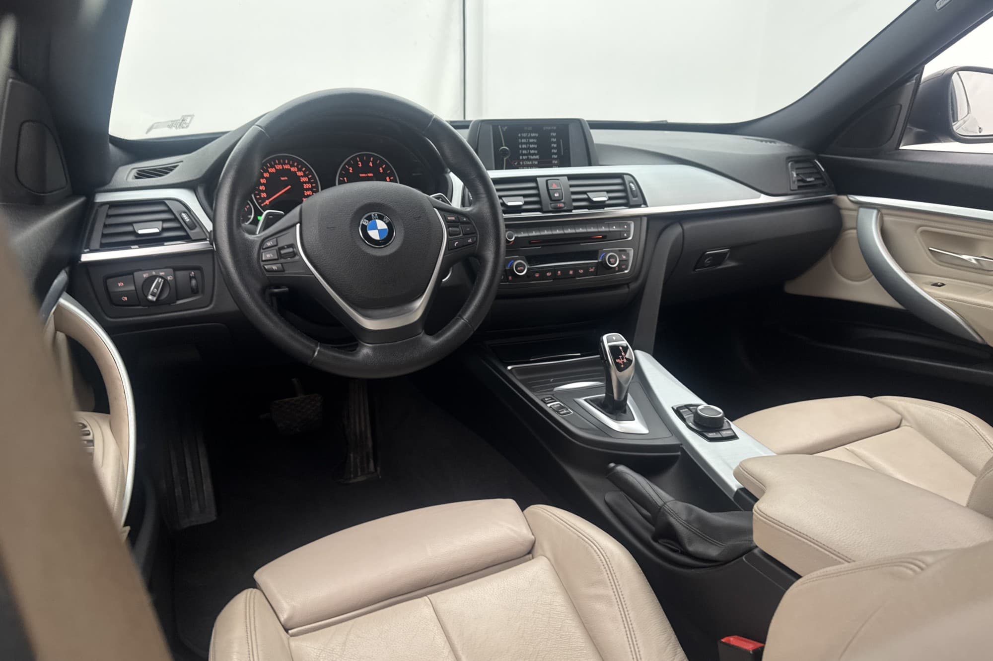 BMW 328 I Gran Turismo 245hk HiFi Dragkrok Skinn Sensorer