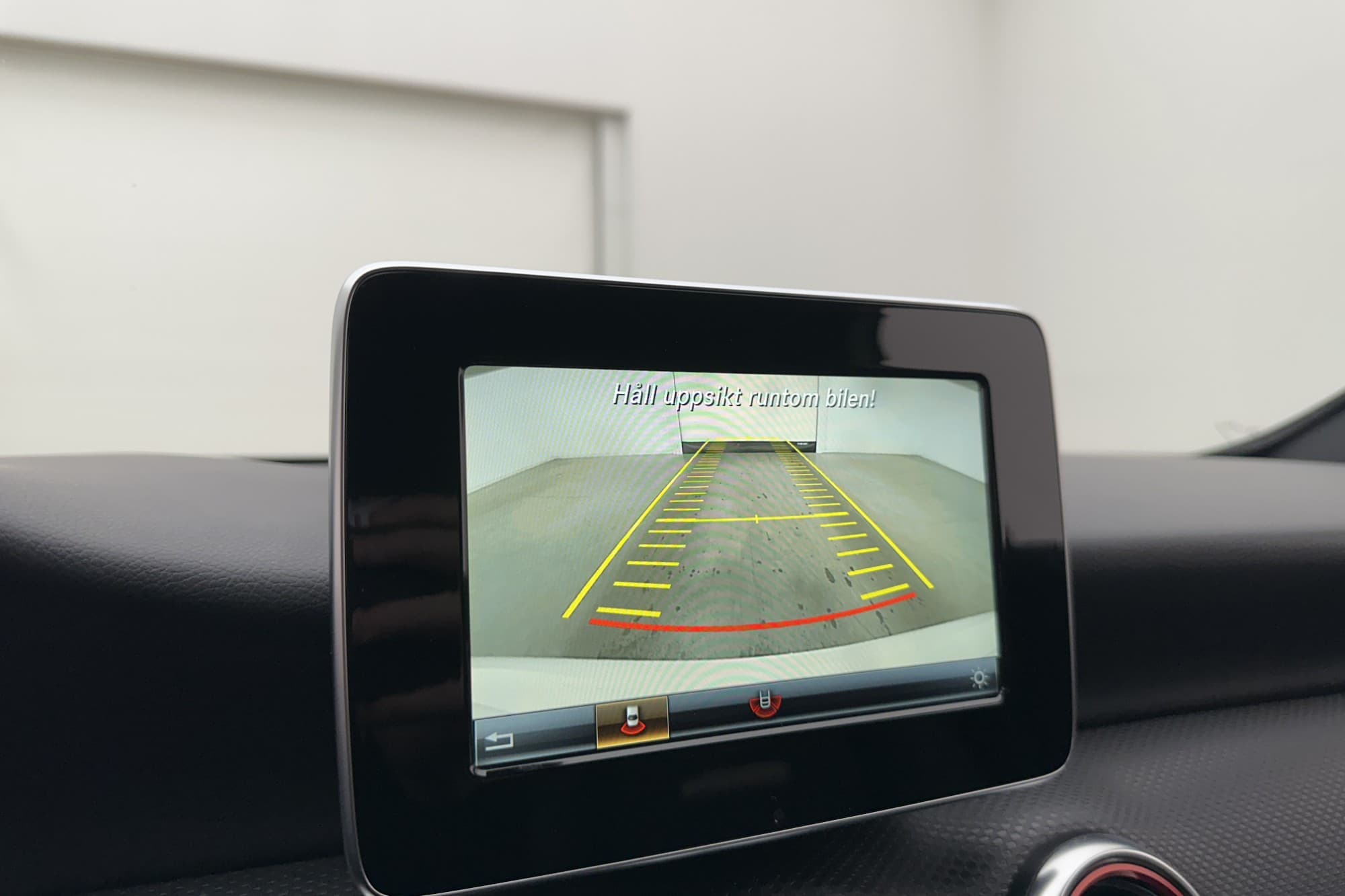 Mercedes-Benz A180 AMG Backkamera CarPlay Keyless