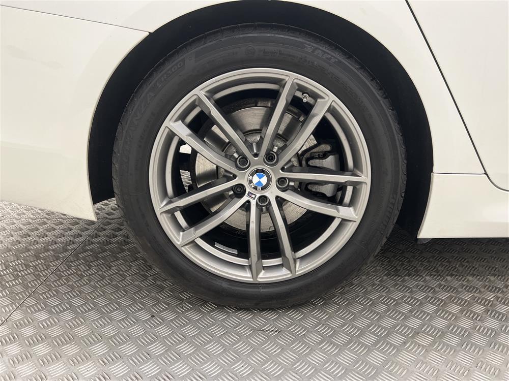BMW 520d xDrive 190hk M Sport Display Key Navi 0,51L/milinteriör