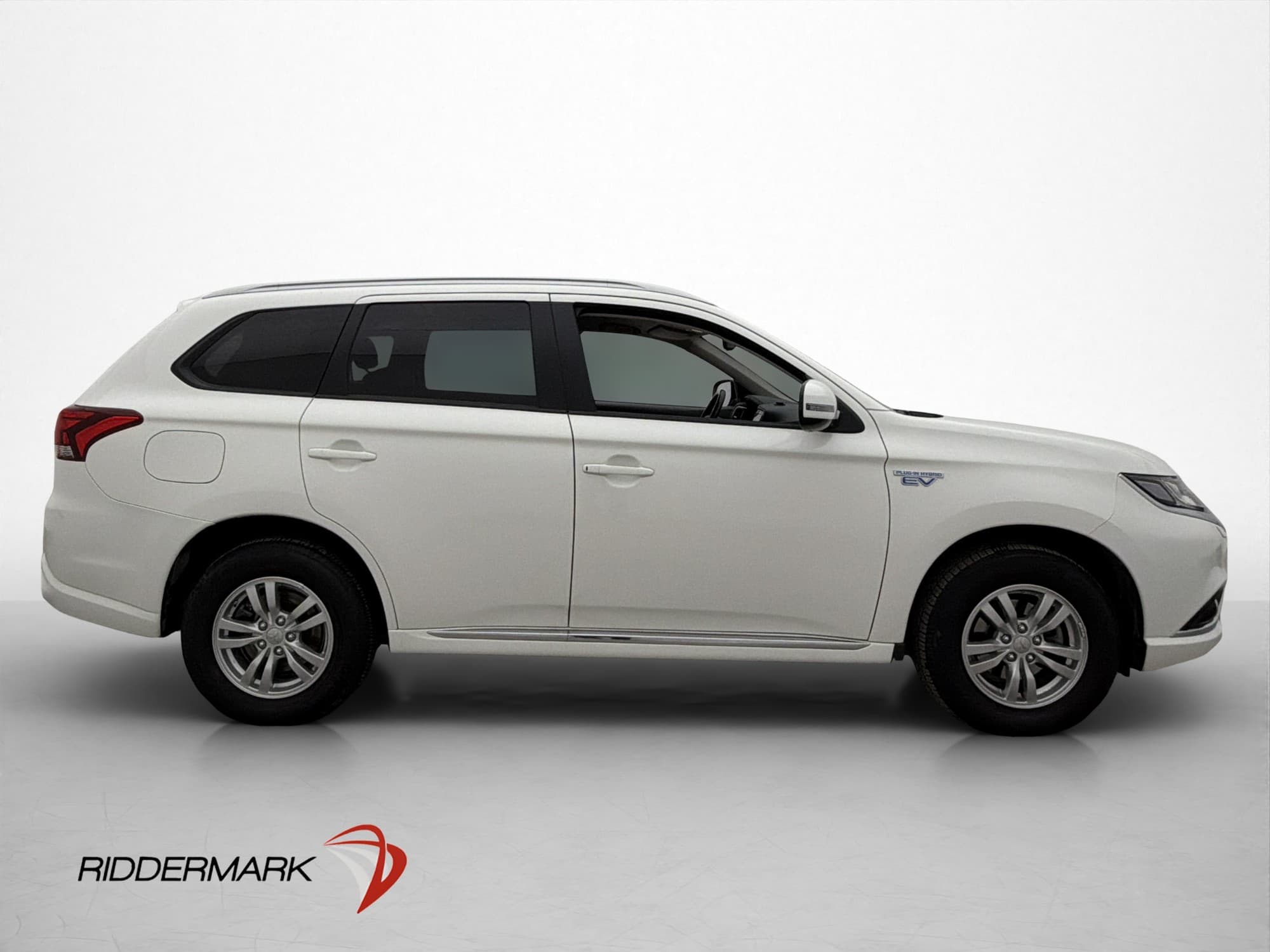 Mitsubishi Outlander PHEV 203hk 4WD Fleet Edition Sensorer