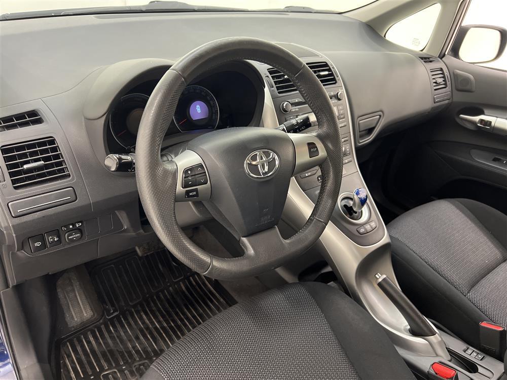 Toyota Auris 1.8 Hybrid 136hk Nyservad M-Värm 0,38L/Mil