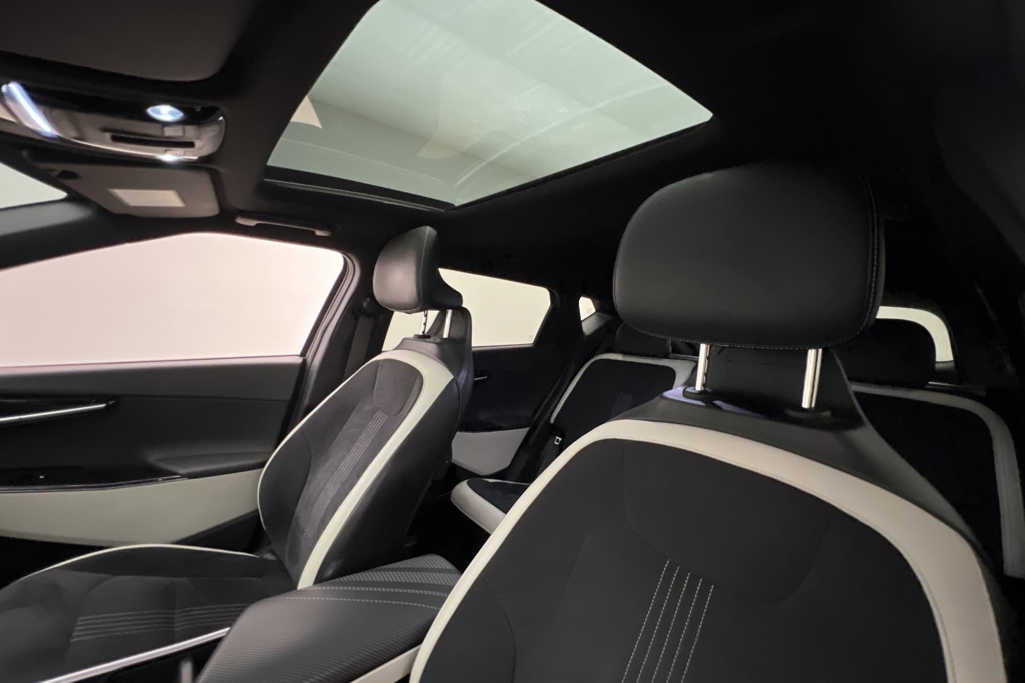 Kia EV6 77.4 kWh AWD GT-Line Panorama Meridian Drag HUD MOMS