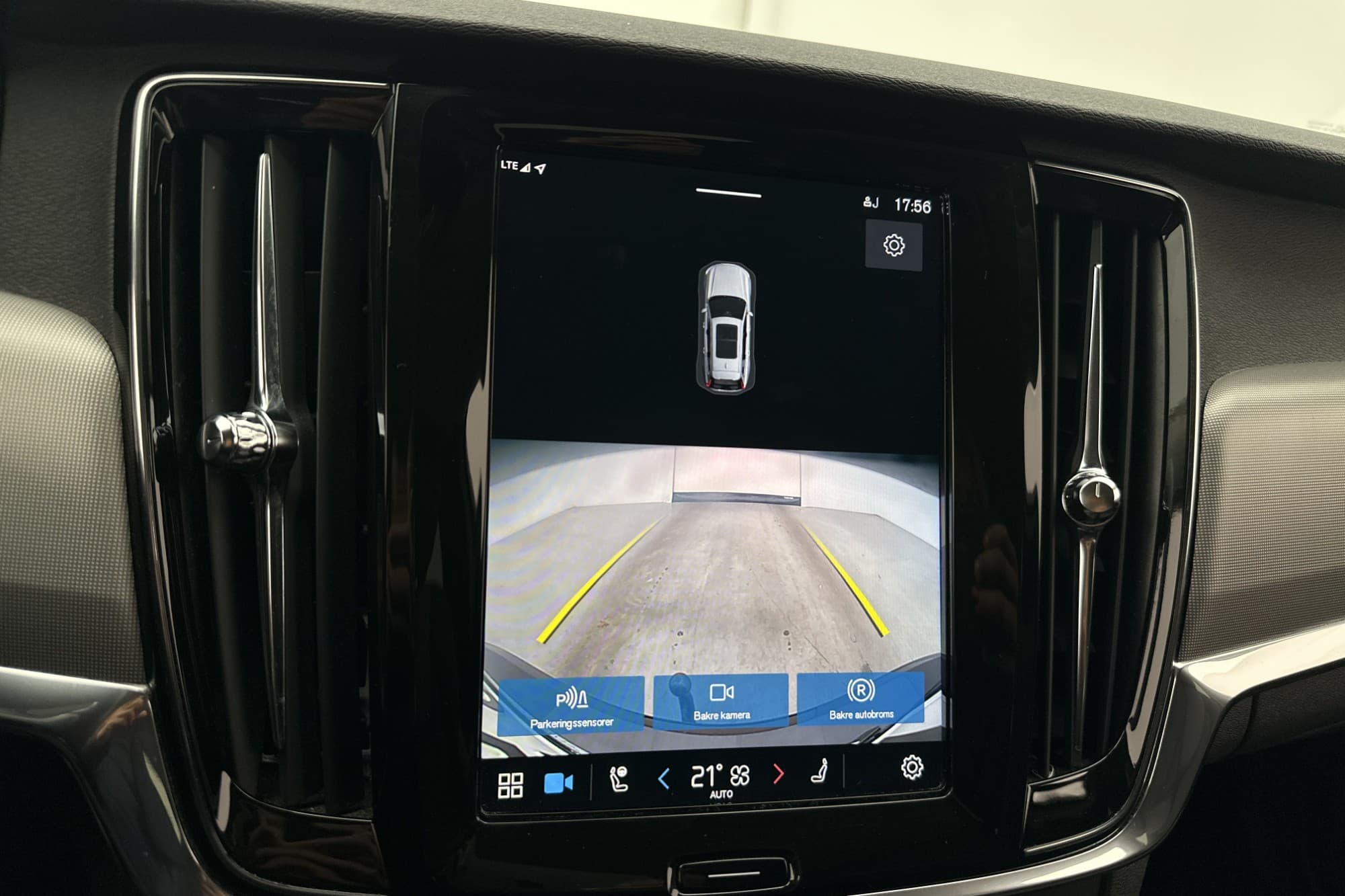 Volvo V90 Recharge T6 AWD 350hk Inscription Exp Värmare Drag