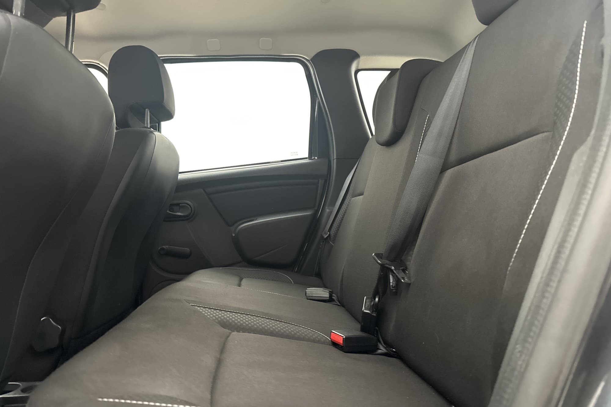 Dacia Duster 1.6 SCe 115hk M/K-Värmare A/C 2-Brukare