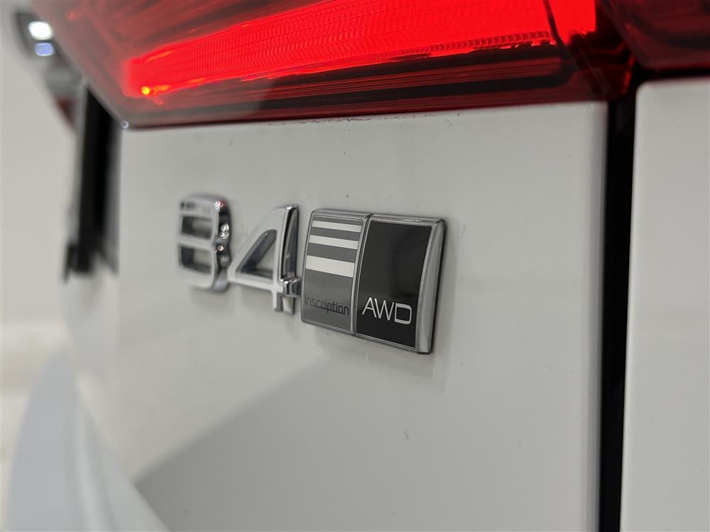 Volvo XC60 B4 AWD 197hk Inscription D-Värm Drag B-Kamera