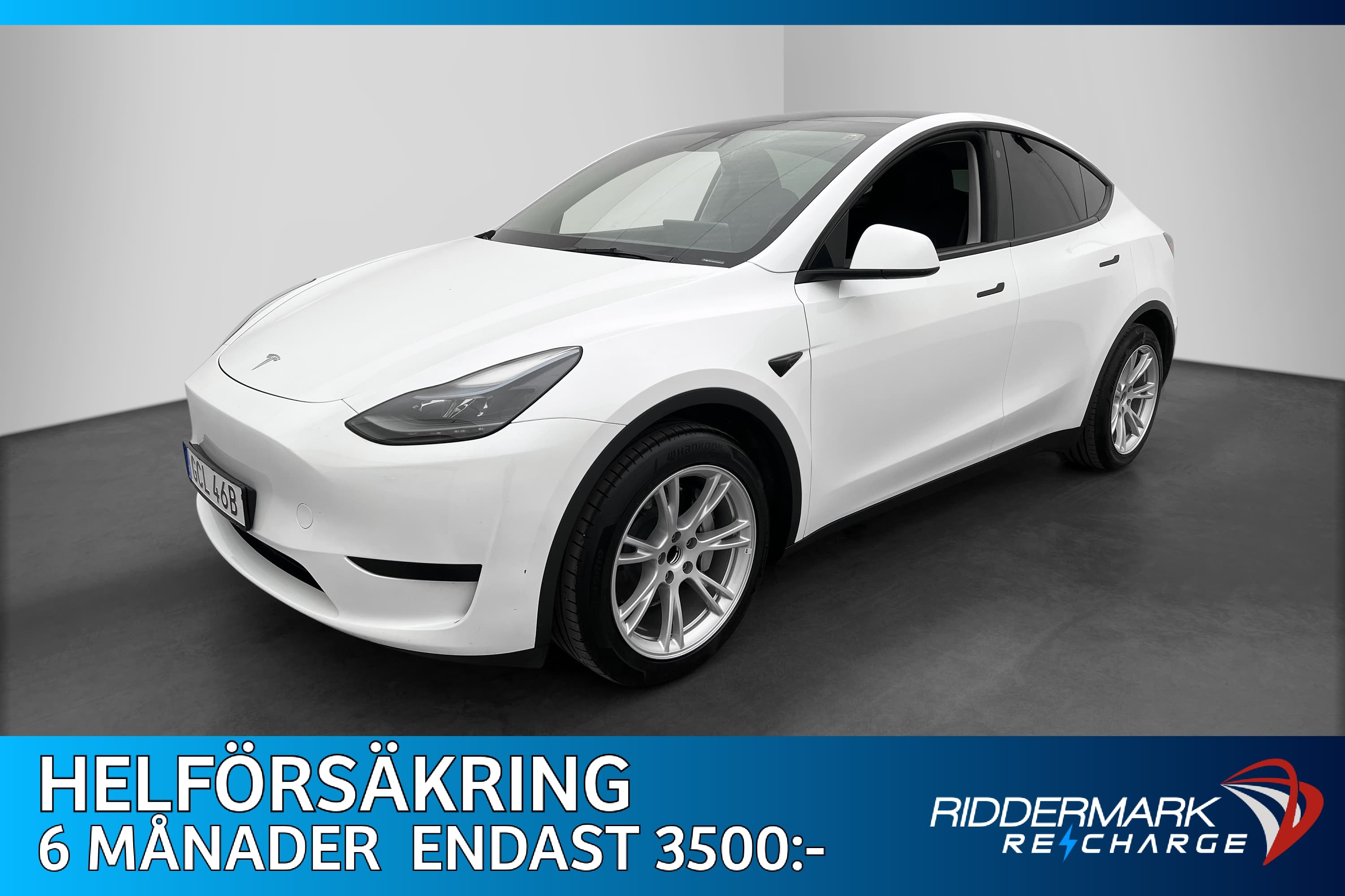 Tesla Model Y Standrad Range Autopilot Dragkrok Pano MOMS