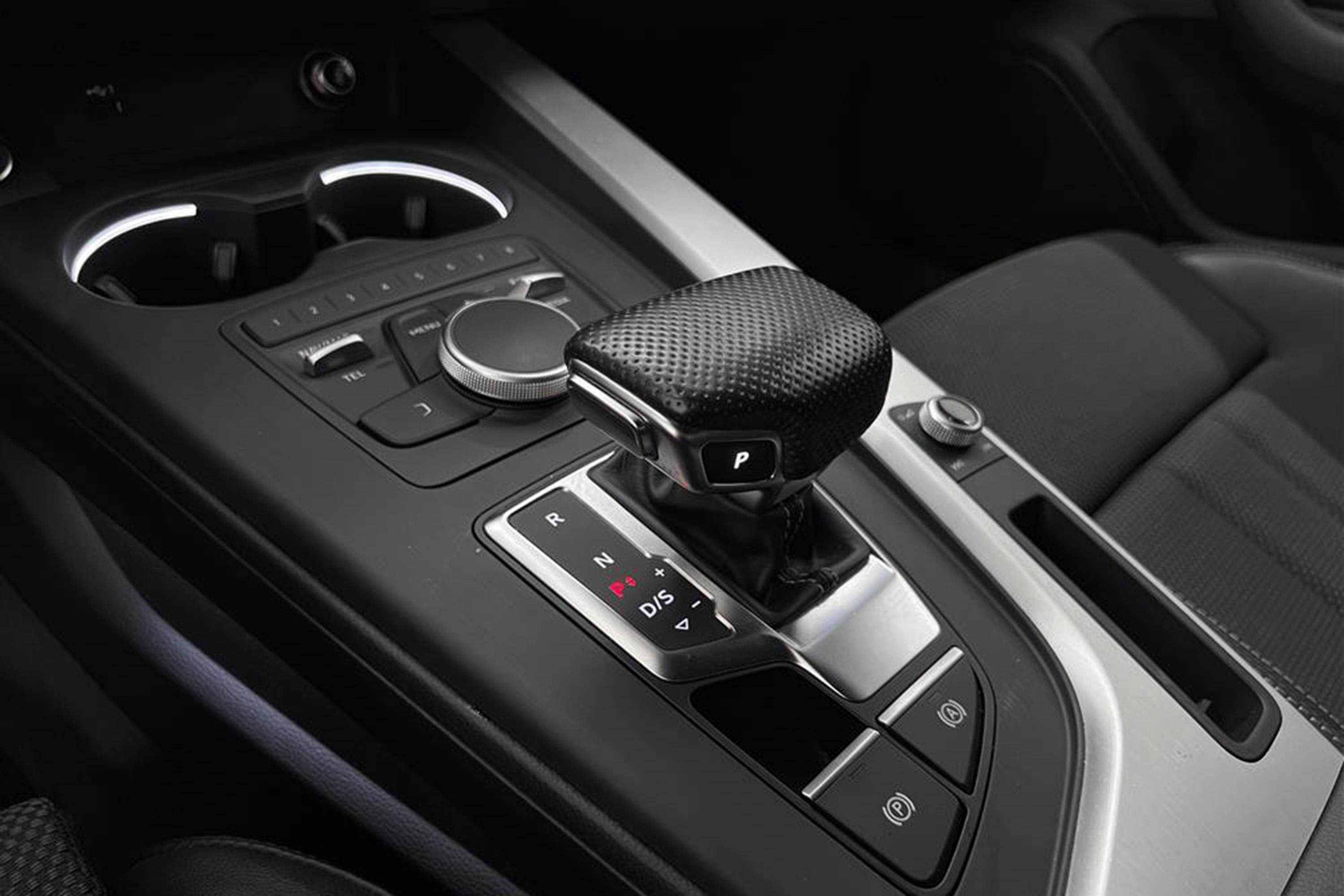 Audi A5 2.0 TDI Quattro Full S-Line Matrix Keyless CarPlayinteriör
