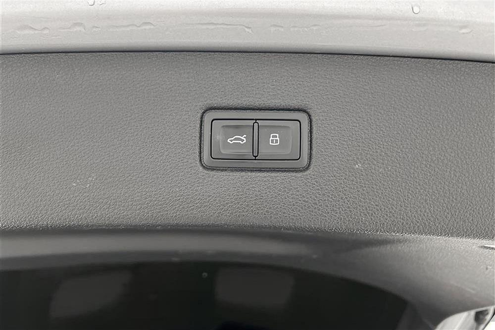 Audi SQ7 4.0 V8 435hk Quattro 7-Sits Cockpit D-Värm Pano HUD