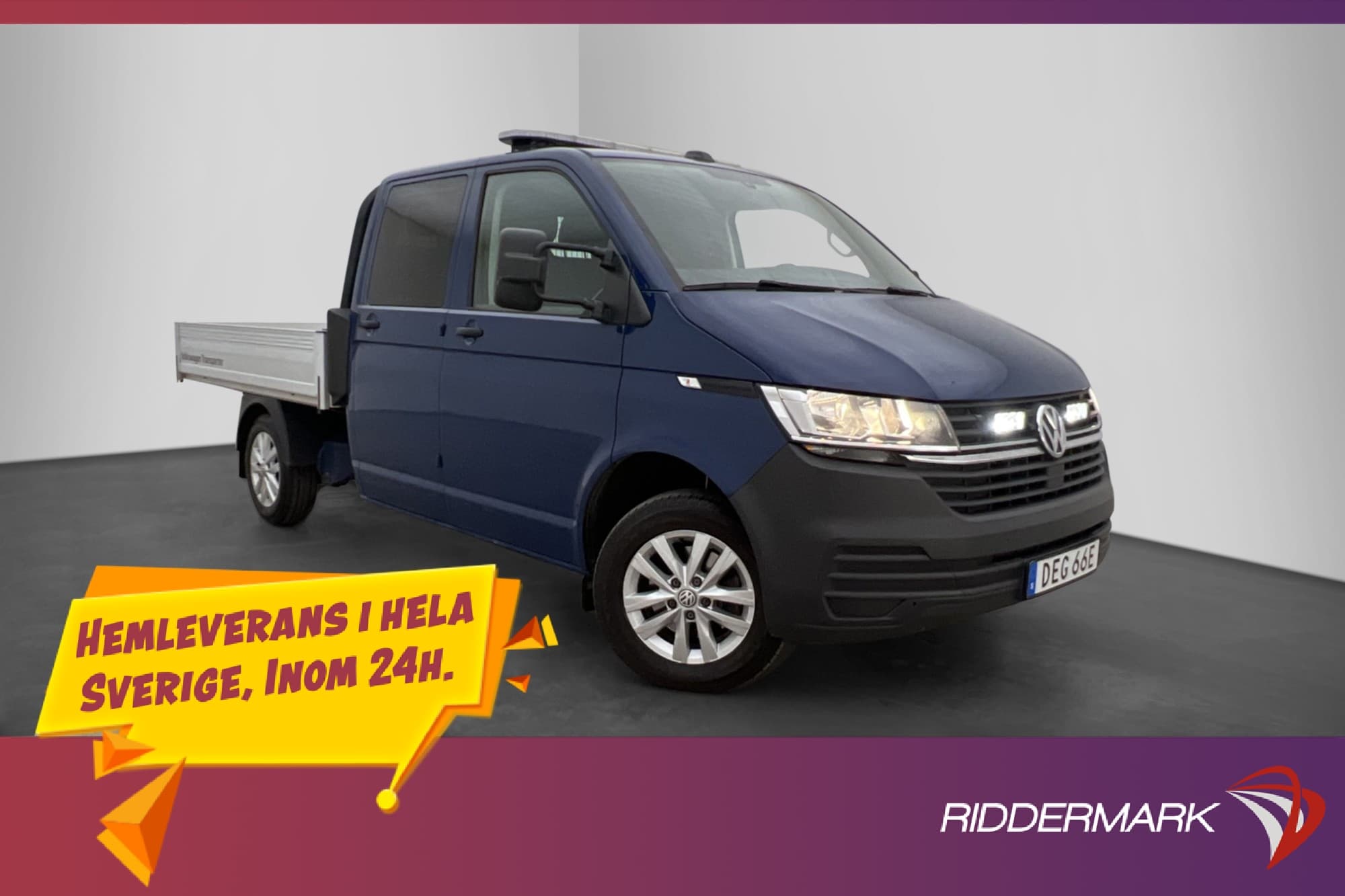 Volkswagen Transporter Dubbelhytt FLAKBIL Värm CARPLAY MOMS