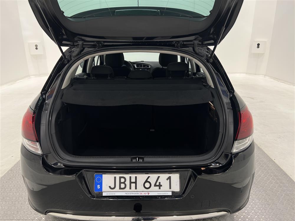 Citroën C4 BlueHDi 120hk P-sensor Drag Välservad 0,38l/milinteriör