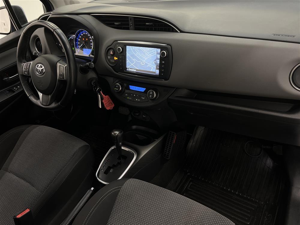Toyota Yaris 1.5 Hybrid 101hk M-Värm Navi B-Kam  0,33L/mil