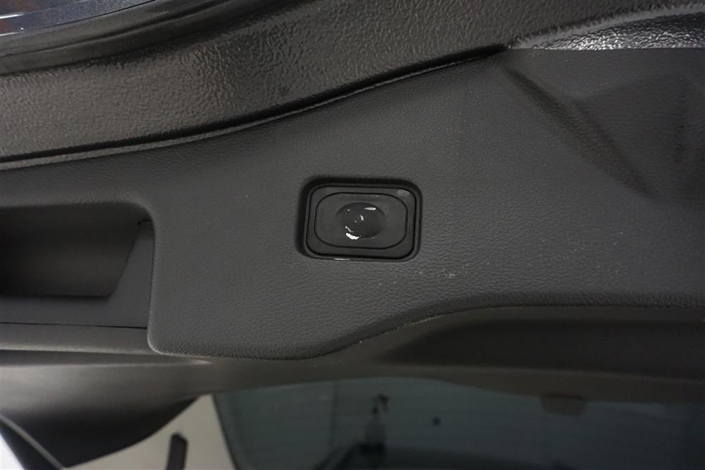 Ford Mondeo 2.0 TDCi AWD  Titanium D-Värm Skinn 0,53l/milinteriör
